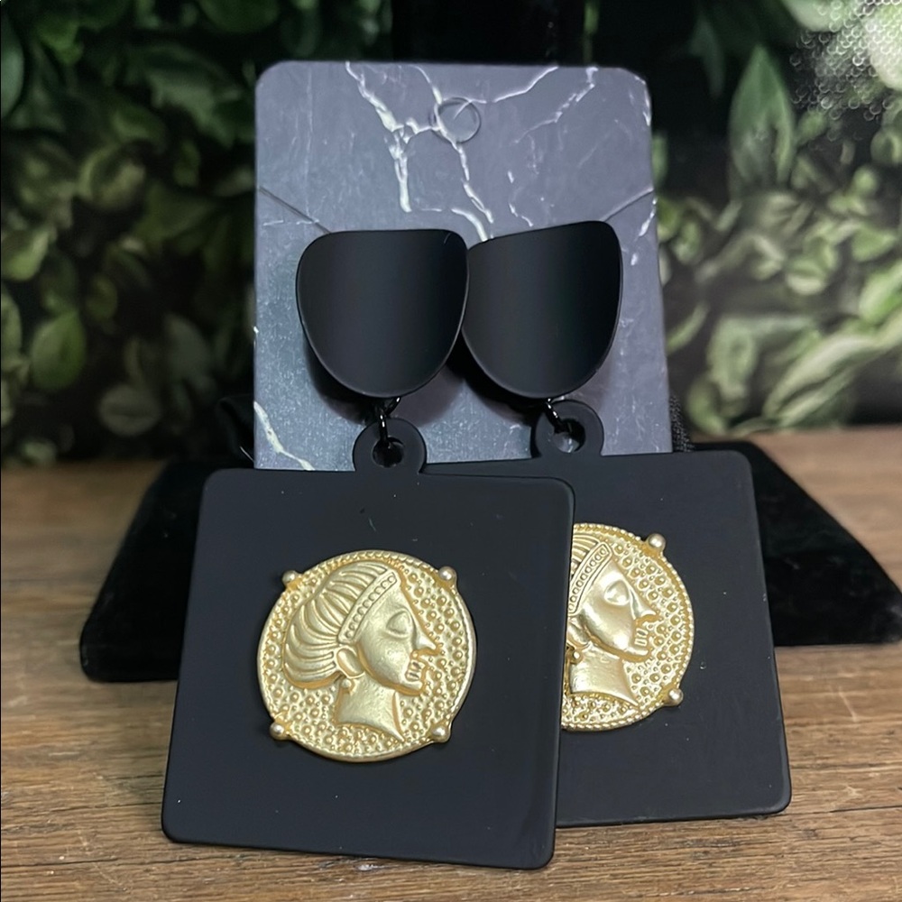 Elegant Black and Gold Earrings